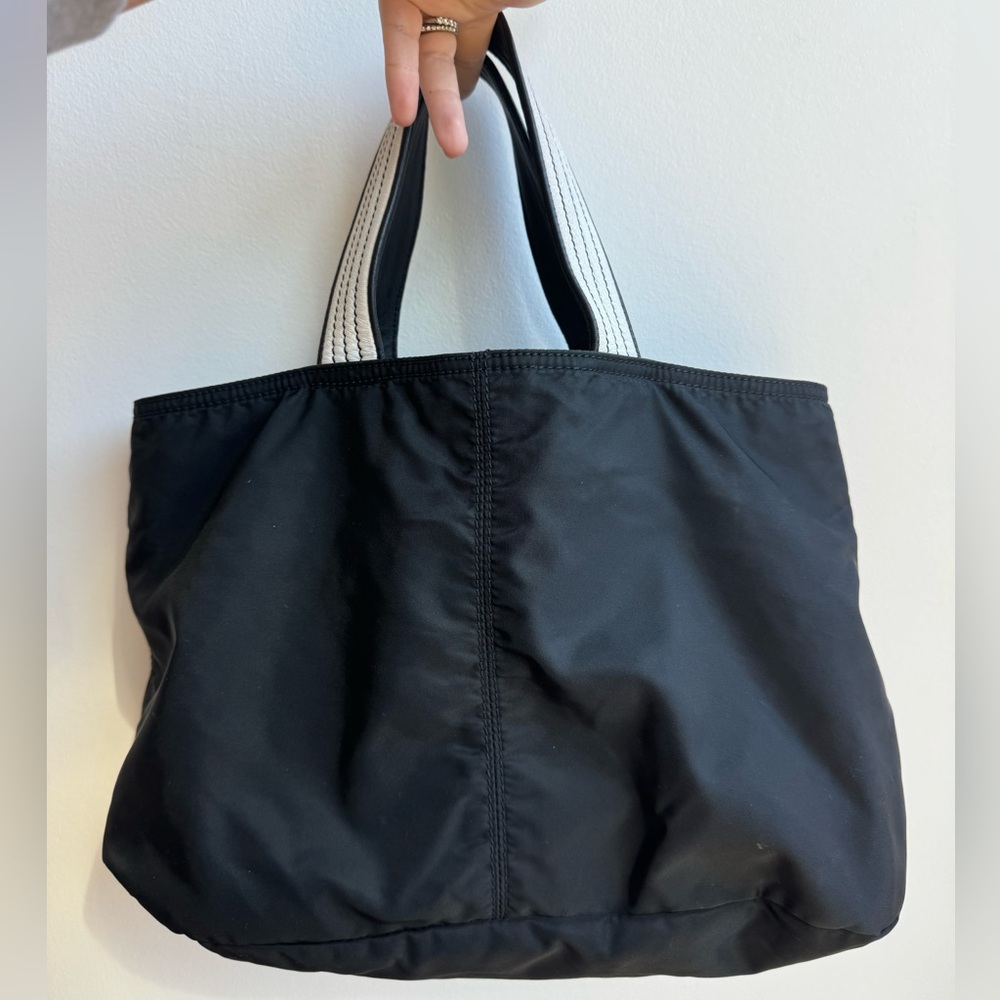 RARE VINTAGE Prada Nylon Tote with Leather Handle - Picture 2 of 9
